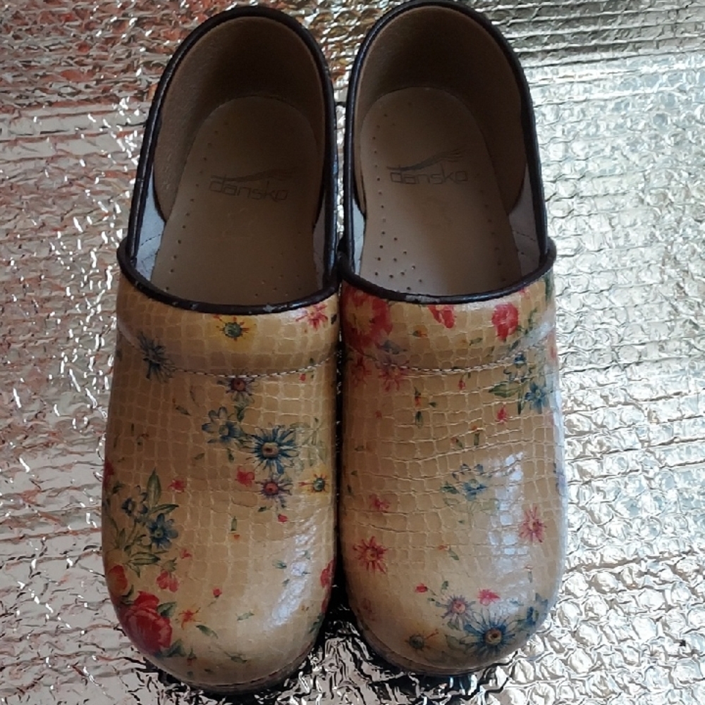 Dansko Women's Floral Wedge Slip On Yellow and Brown Size 38